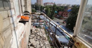 Демонтаж балкона Дедовск, цена от 2918 руб.