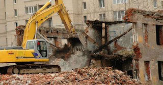 Демонтаж фасада в Дедовске: цены за м2 от 359 рублей | Сварной-Ддв